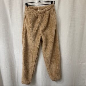 Fenty Teddy Fleece Pants Size Small Size 8/10 NWOT STAY TOASTY 🥶☃️🔥